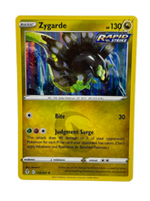 Lade das Bild in den Galerie-Viewer, 118/203 Zygarde / Rare Holo - EN boosterfrisch
